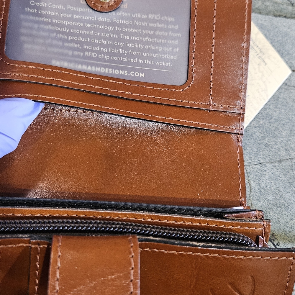 NWT Patricia Nash Tooled Leather Trifold Wallet | NWT | RFID | Zip Coin - Picture 11 of 16